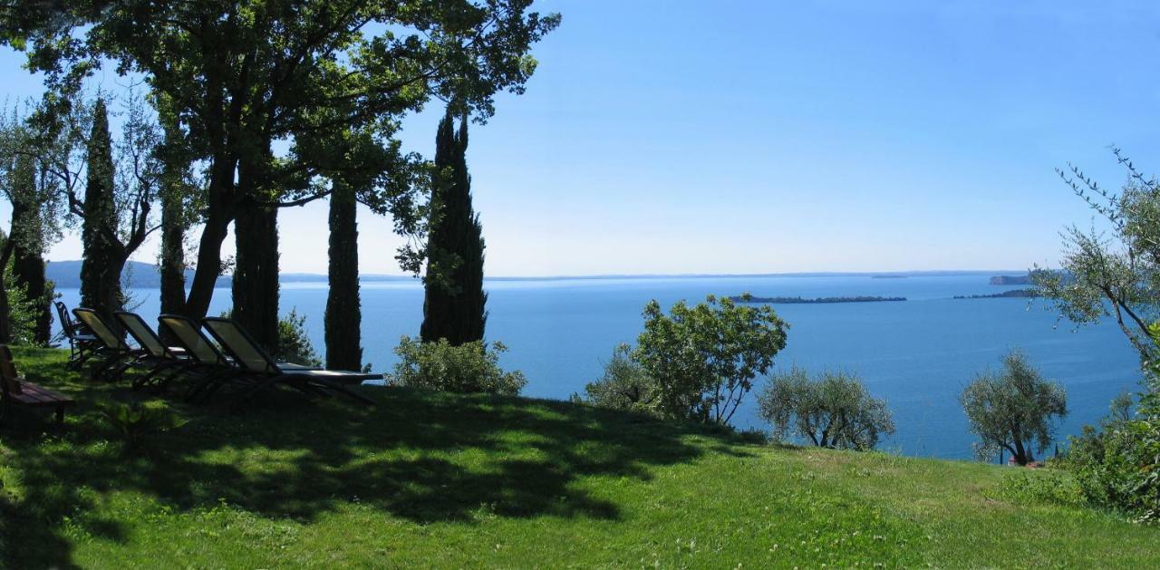 Appartamenti Borgo Gardone Riviera Exterior foto
